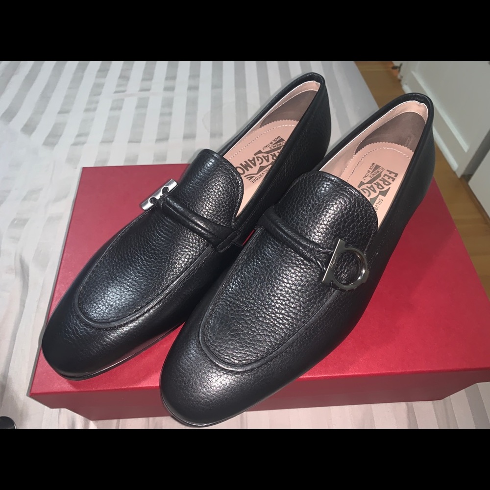 Salvatore Ferragamo America Gancini leather loafer
